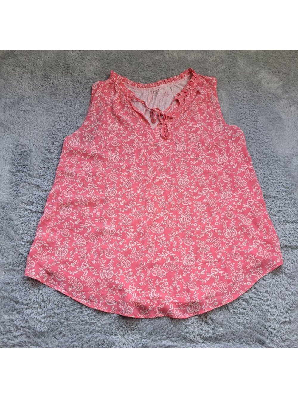 Loft Outlet Large Pink White Floral Sleeveless Challis Blouse Ruffled Tie V Neck